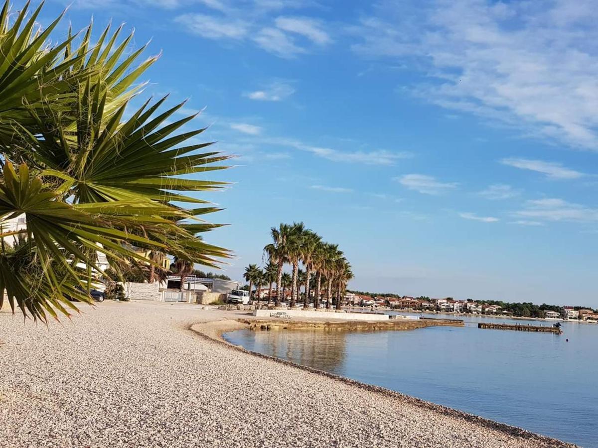 Apartment Mimosa Vir Εξωτερικό φωτογραφία